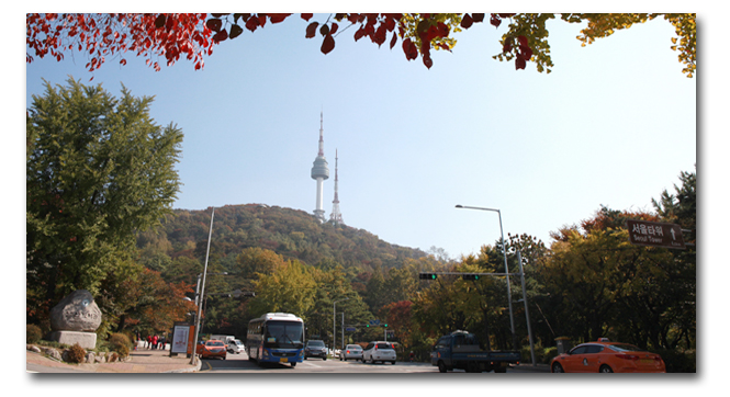 남산타워가 보이는 풍경 이미지